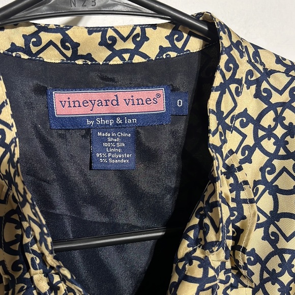 Vineyard Vines 100% Silk Geometric Ruffle Detail Printed Dress Size 0 - Picture 7 of 8